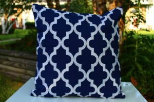 Quatrefoil Outdoor Fashion Cushions