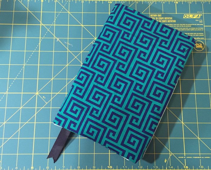 DIY Tutorial Book Cover Finish Item